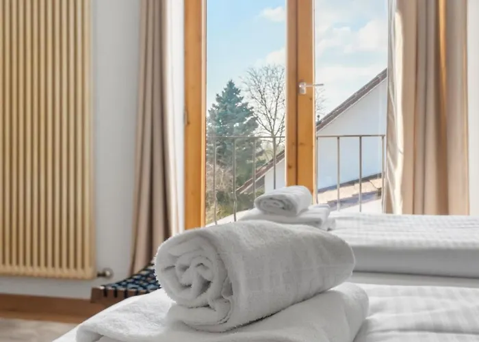 Adn Lux - New - Modern - Aircon